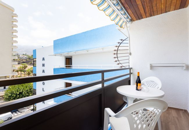 Studio in Puerto de la Cruz - OkStay - Estudio Flores, con piscina y a 300m de la playa Studio in Puerto de la Cruz - OkStay - Estudio Flores, con piscina y a 300m de la playa