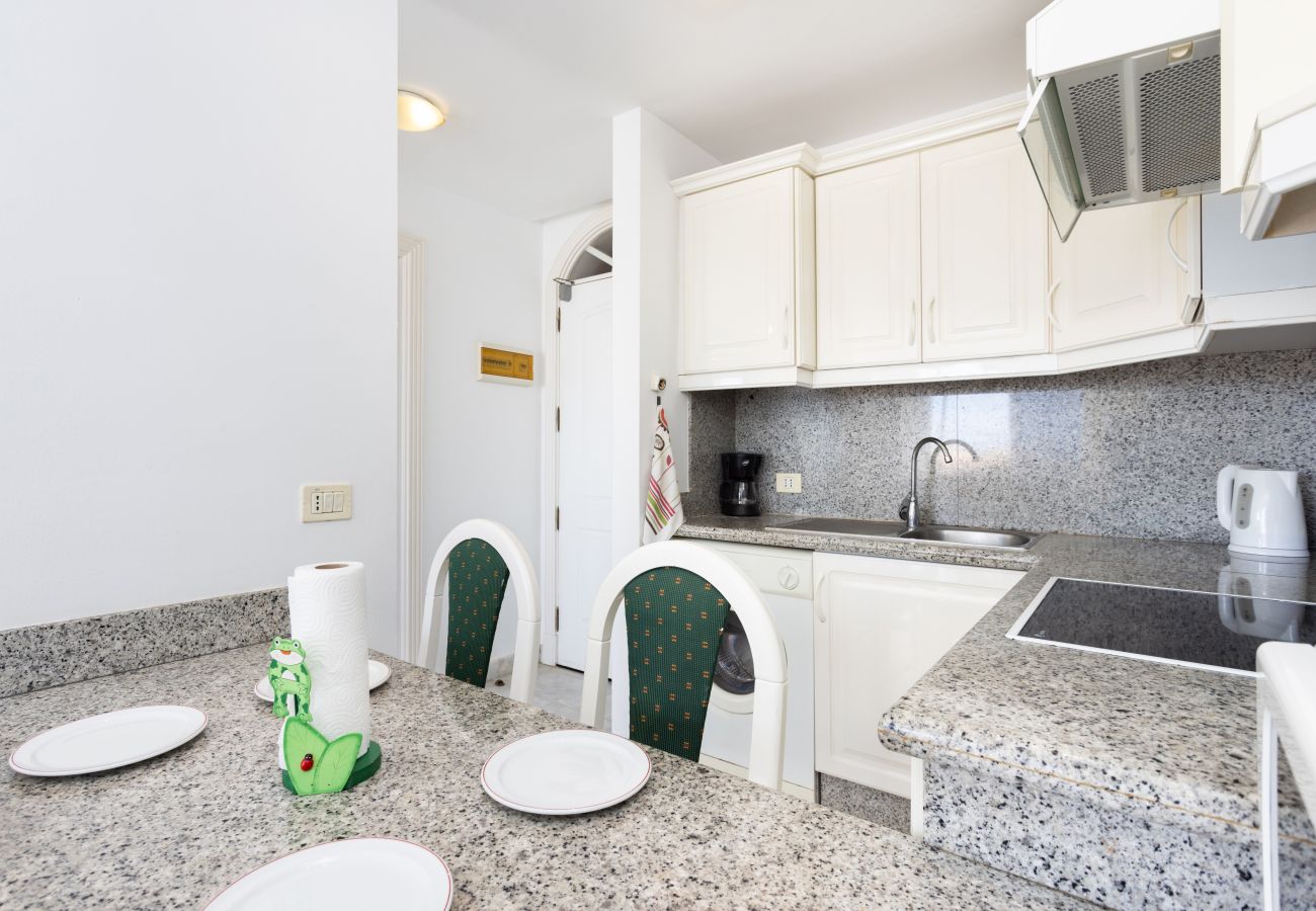 Ferienwohnung in Santiago del Teide - OkStay - Apto Los Gigantes con vistas y piscina