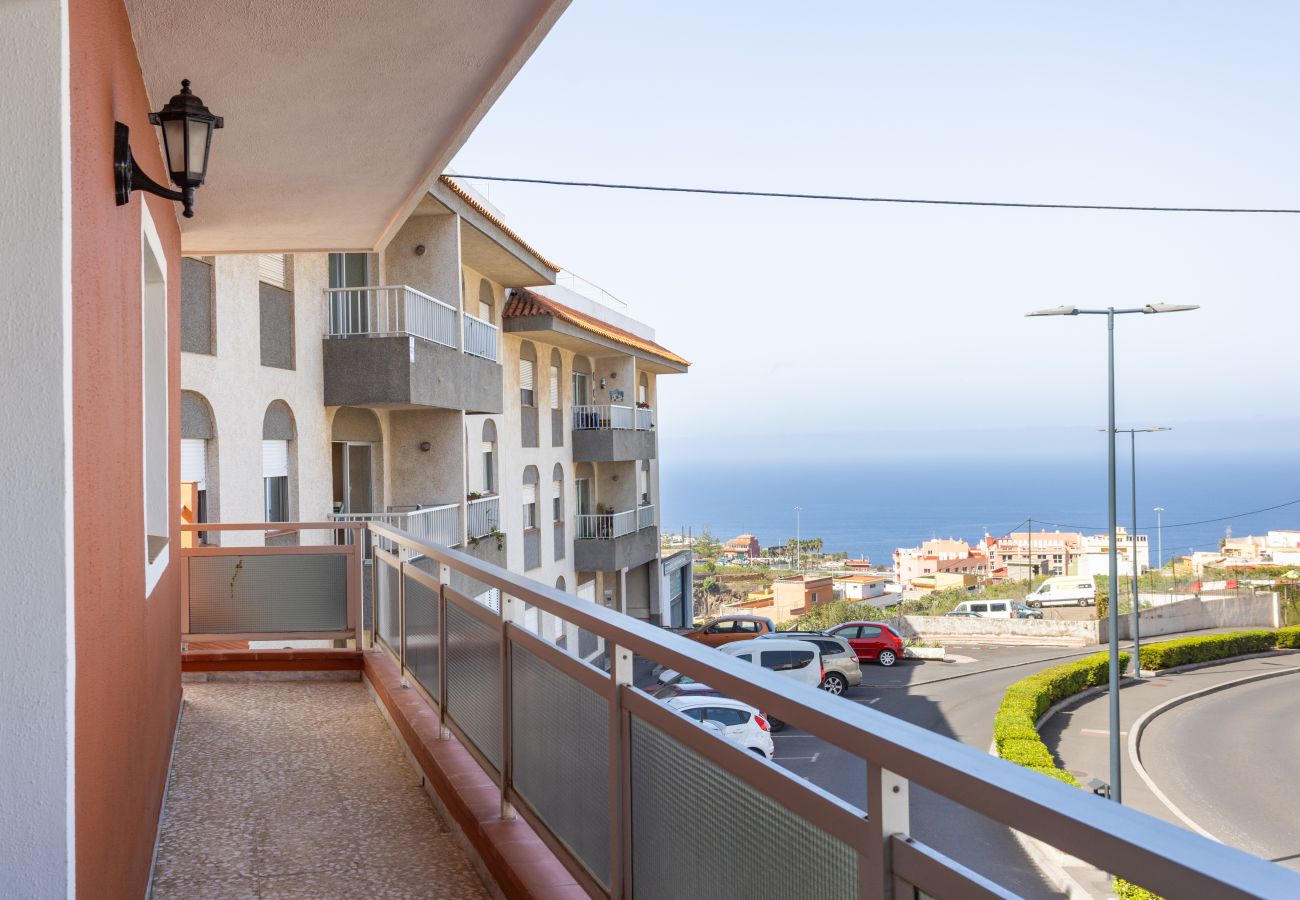 House in La Victoria de Acentejo - OkStay Family house, Teide view, La Victoria