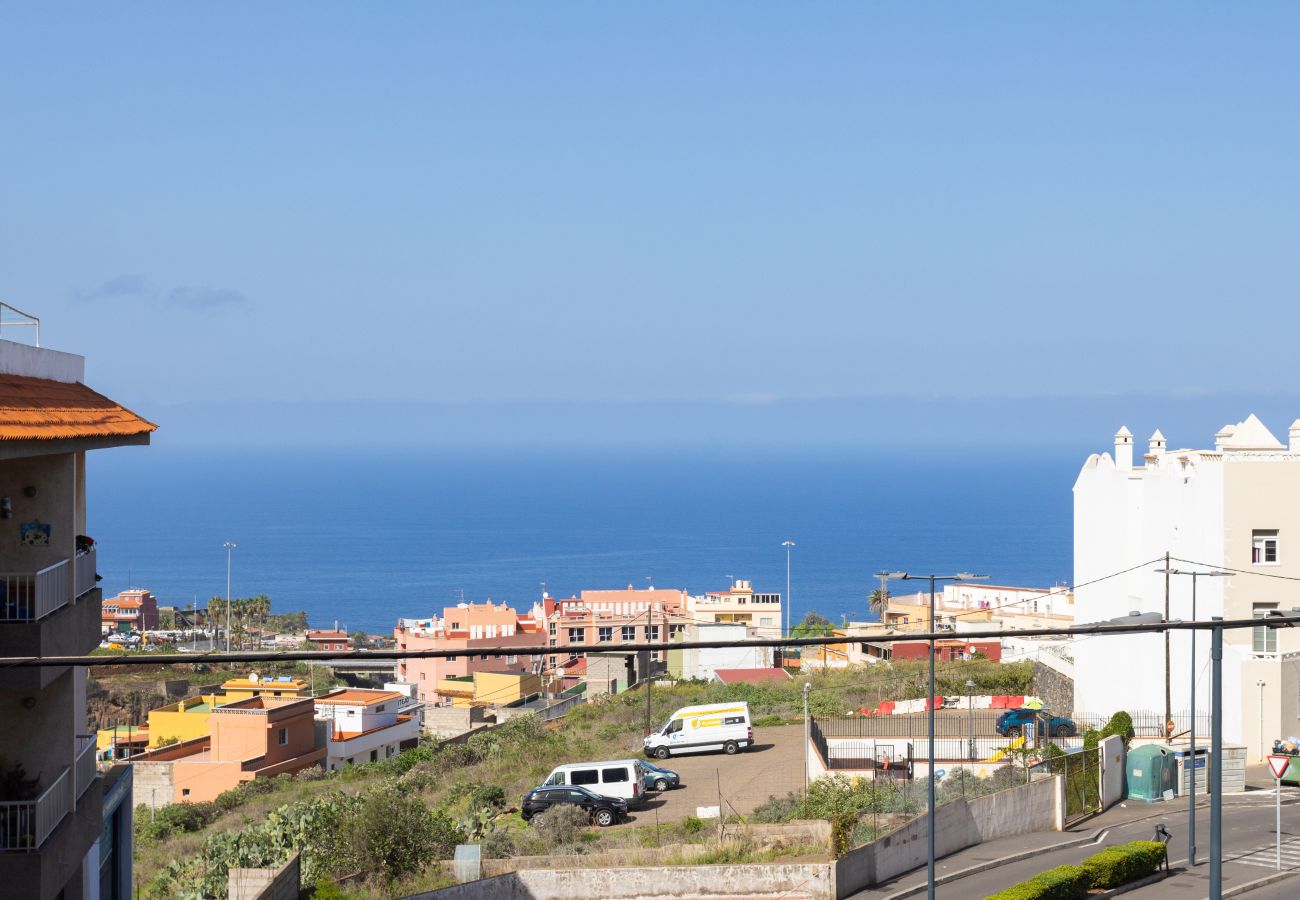 House in La Victoria de Acentejo - OkStay Family house, Teide view, La Victoria