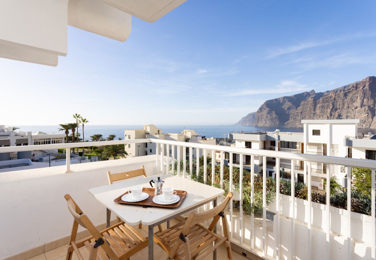 Apartment in Santiago del Teide - OkStay Los Gigantes Tenerife 
