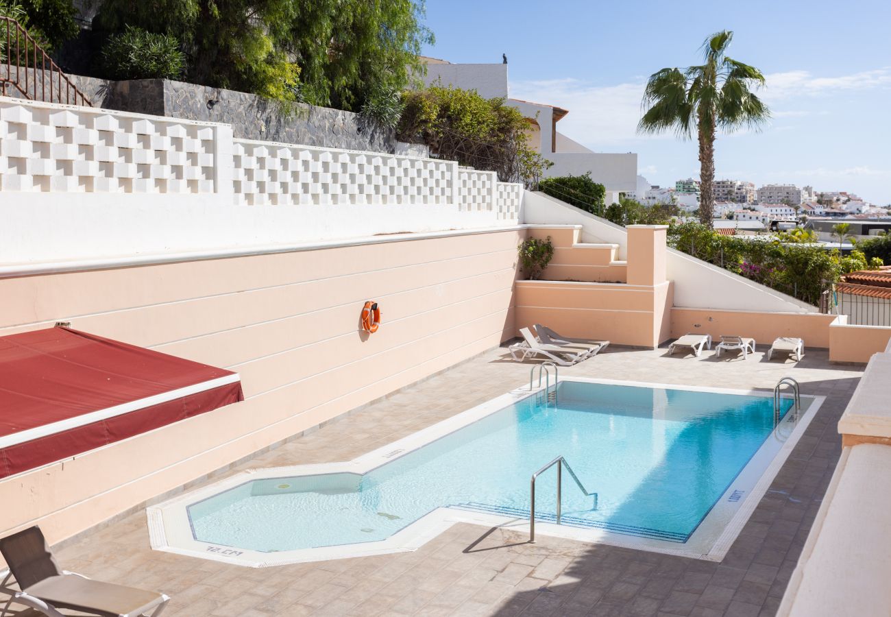 Apartment in Santiago del Teide - OkStay - Los Gigantes Apartment with views and pool