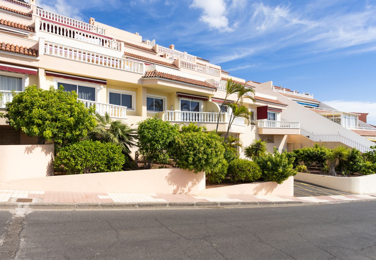 Apartment in Santiago del Teide - OkStay - Los Gigantes Apartment with views and pool