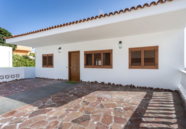 Villa à Fasnia - OkStay Villa Arali: Lujo renovado en Tenerife Villa à Fasnia - OkStay Villa Arali: Lujo renovado en Tenerife
