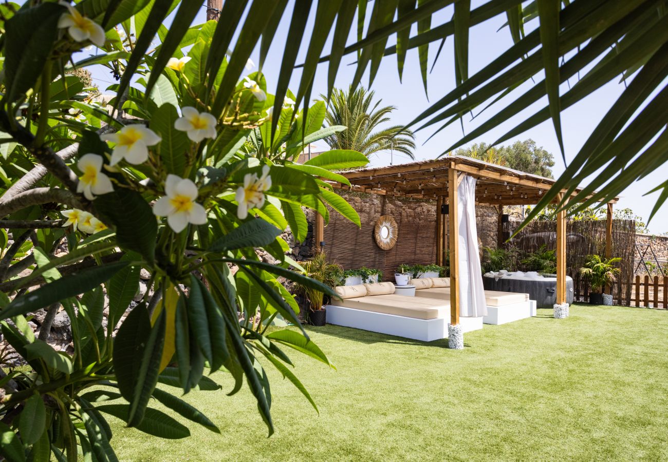 Villa à Fasnia - OkStay Villa Arali: Lujo renovado en Tenerife