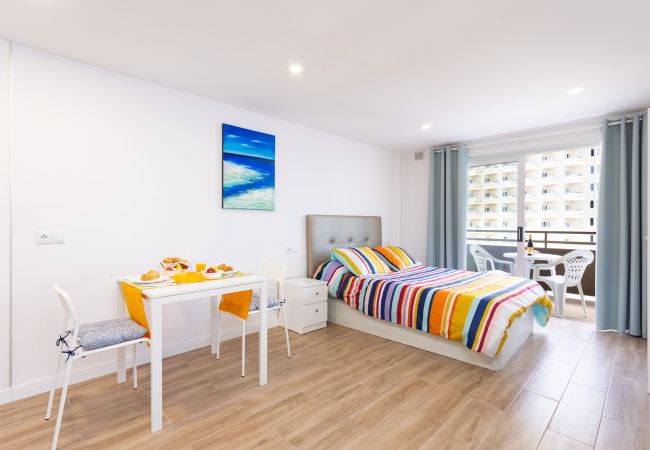 Studio à Puerto de la Cruz - OkStay - Estudio Flores, con piscina y a 300m de la playa Studio à Puerto de la Cruz - OkStay - Estudio Flores, con piscina y a 300m de la playa
