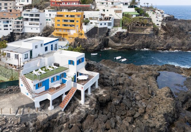 Maison à La Matanza de Acentejo - OkStay - Casa Lali con piscina natural. Maison à La Matanza de Acentejo - OkStay - Casa Lali con piscina natural.