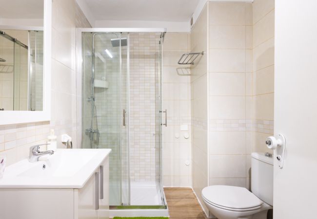 Studio a Puerto de la Cruz - OkStay - Estudio Flores, con piscina y a 300m de la playa Studio a Puerto de la Cruz - OkStay - Estudio Flores, con piscina y a 300m de la playa