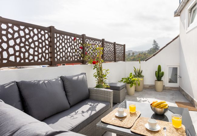 Apartamento em Puerto de la Cruz - OkStay Penthouse Bencomo mit Strandblick Apartamento em Puerto de la Cruz - OkStay Penthouse Bencomo mit Strandblick