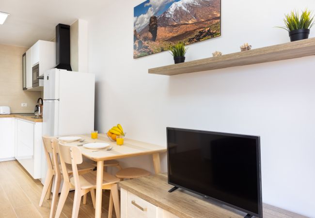 Apartamento em Arona - OkStay Torres Del Sol Tenerife  Apartamento em Arona - OkStay Torres Del Sol Tenerife