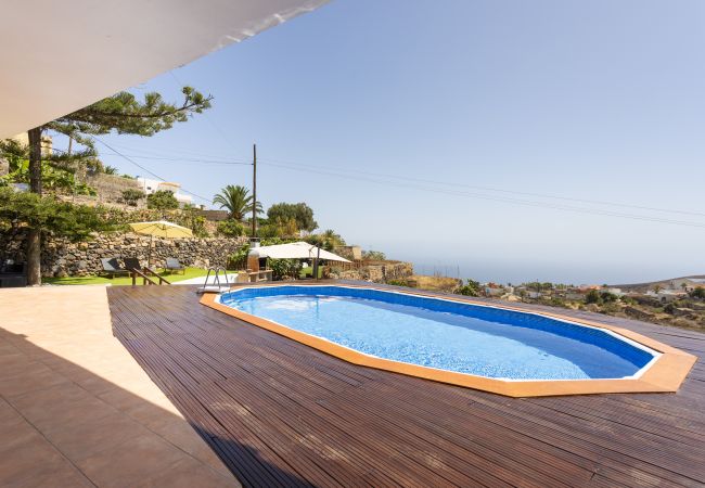 Villa em Fasnia - OkStay Villa Arali: Lujo renovado en Tenerife Villa em Fasnia - OkStay Villa Arali: Lujo renovado en Tenerife