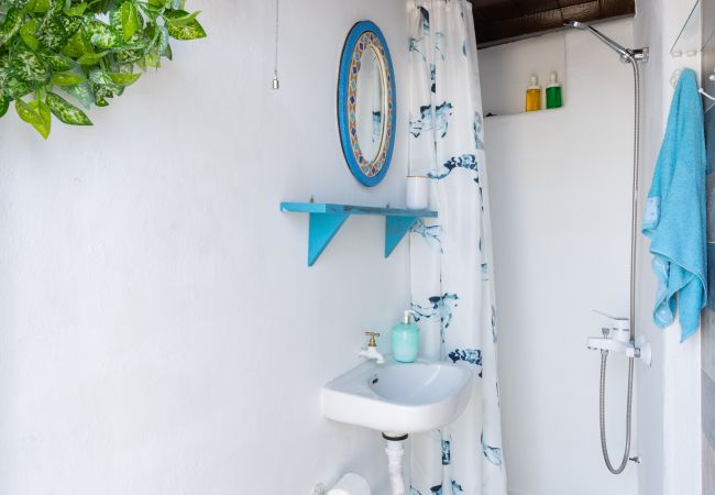 Casa em La Matanza de Acentejo - OkStay - Casa Lali con piscina natural. Casa em La Matanza de Acentejo - OkStay - Casa Lali con piscina natural.