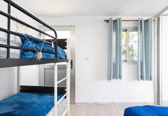 Casa em La Matanza de Acentejo - OkStay - Casa Lali con piscina natural. Casa em La Matanza de Acentejo - OkStay - Casa Lali con piscina natural.