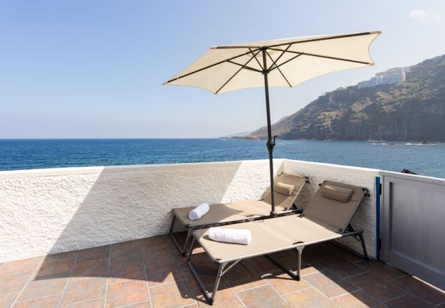 Casa em La Matanza de Acentejo - OkStay - Casa Lali con piscina natural. Casa em La Matanza de Acentejo - OkStay - Casa Lali con piscina natural.