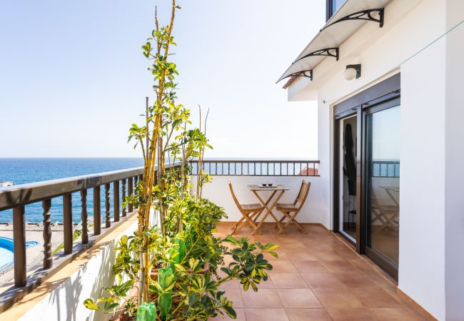 Apartamento em Candelaria - OkStay - Ático con terraza y vistas al mar Candelaria Apartamento em Candelaria - OkStay - Ático con terraza y vistas al mar Candelaria