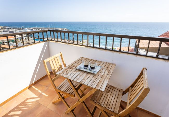 Apartamento em Candelaria - OkStay - Ático con terraza y vistas al mar Candelaria Apartamento em Candelaria - OkStay - Ático con terraza y vistas al mar Candelaria