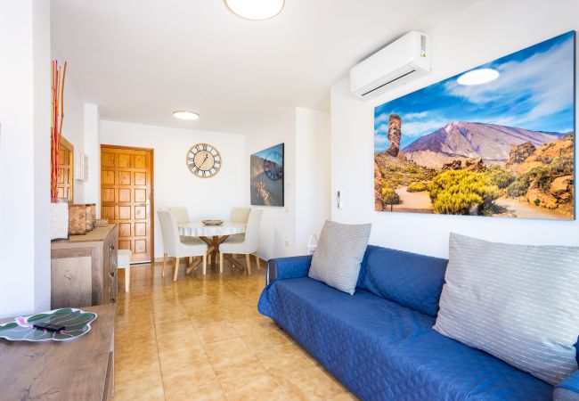 Apartamento em Candelaria - OkStay - Ático con terraza y vistas al mar Candelaria Apartamento em Candelaria - OkStay - Ático con terraza y vistas al mar Candelaria