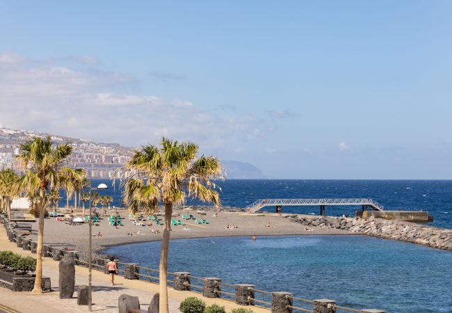 Apartamento em Candelaria - OkStay - Ático con terraza y vistas al mar Candelaria Apartamento em Candelaria - OkStay - Ático con terraza y vistas al mar Candelaria